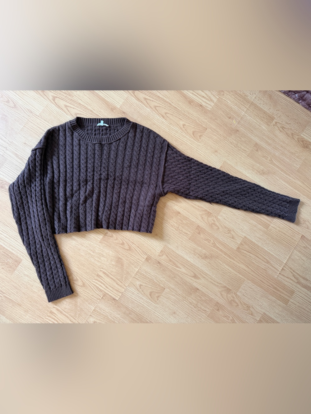 Cropped Cable Knit Sweater - Brown
